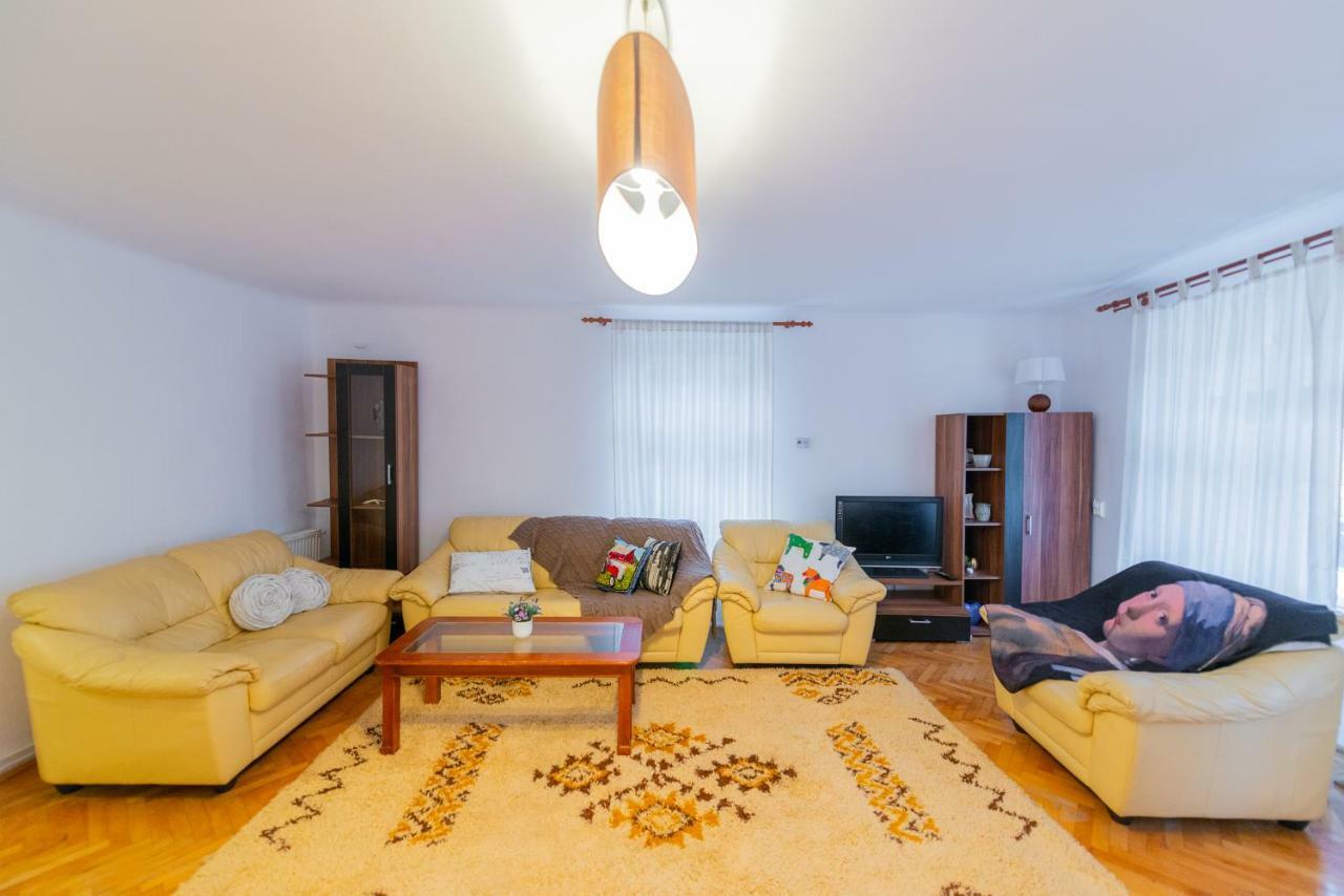 Pine House Διαμέρισμα Μπρασόβ Εξωτερικό φωτογραφία