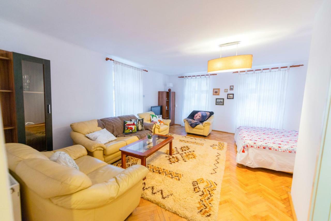 Pine House Διαμέρισμα Μπρασόβ Εξωτερικό φωτογραφία